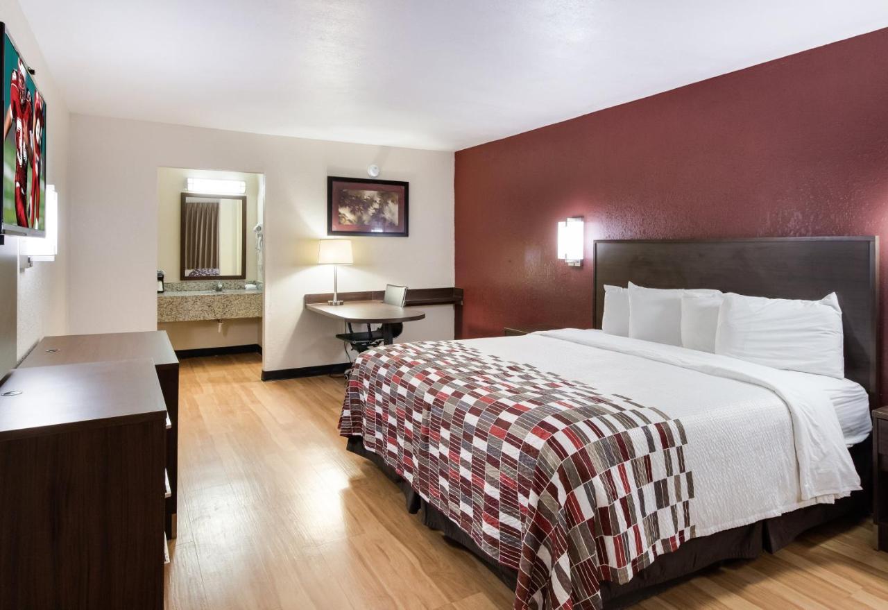 Red Roof & - Athens Motel 2*